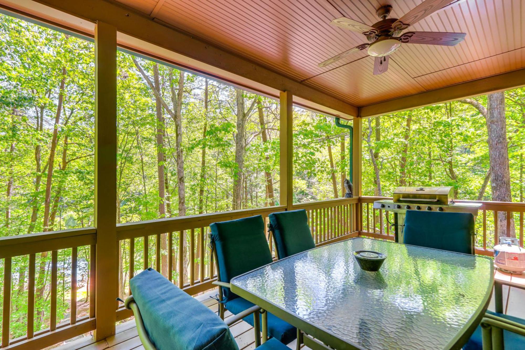 Lakeside Cabin Game Room, Dock, Orchard, Wineries เอลลิเจย์ ภายนอก รูปภาพ