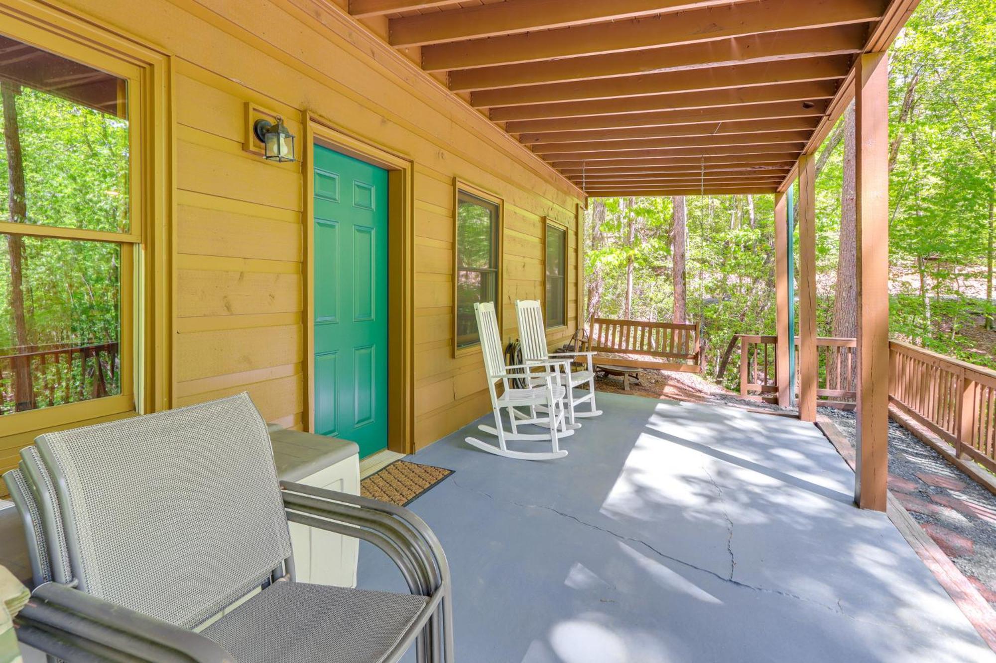 Lakeside Cabin Game Room, Dock, Orchard, Wineries เอลลิเจย์ ภายนอก รูปภาพ